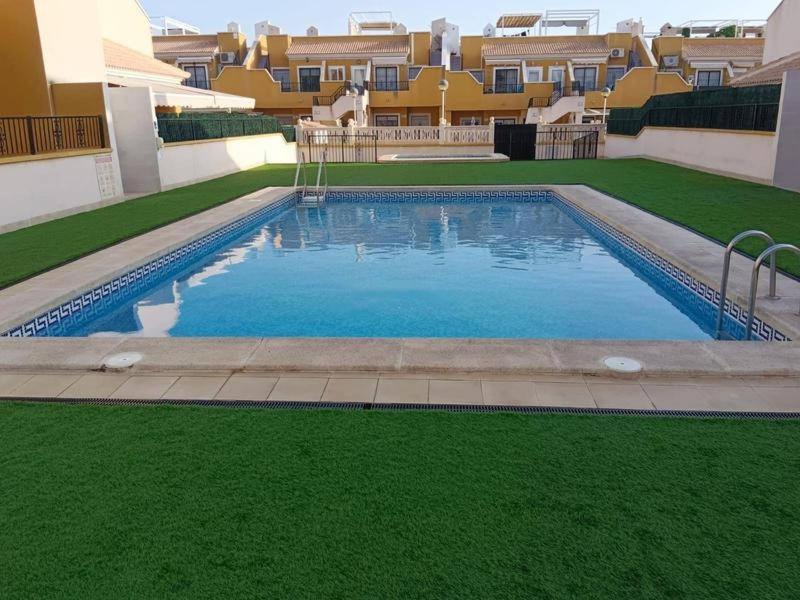 Appartamento Apartamento Con Terraza 50M2，500M A La Playa Arenales del Sol Esterno foto