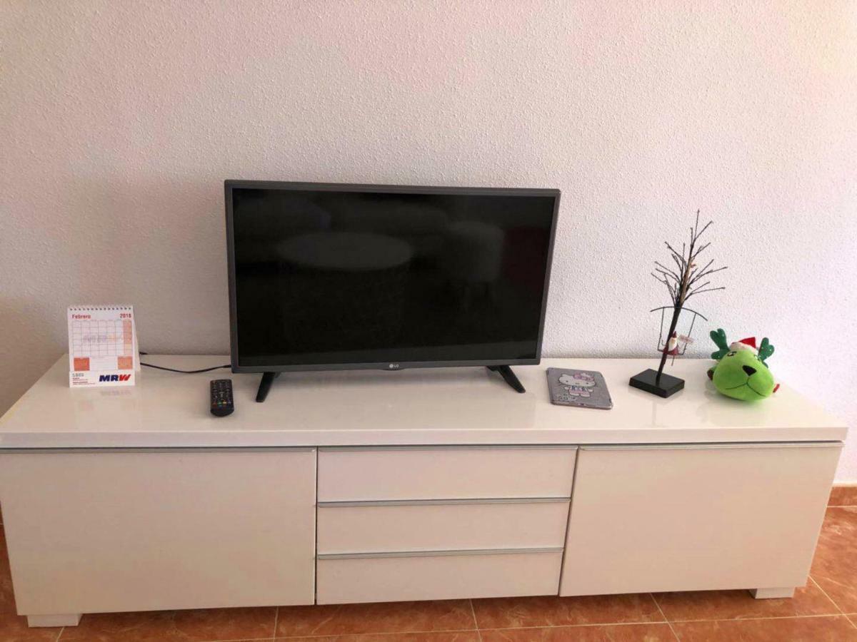 Appartamento Apartamento Con Terraza 50M2，500M A La Playa Arenales del Sol Esterno foto